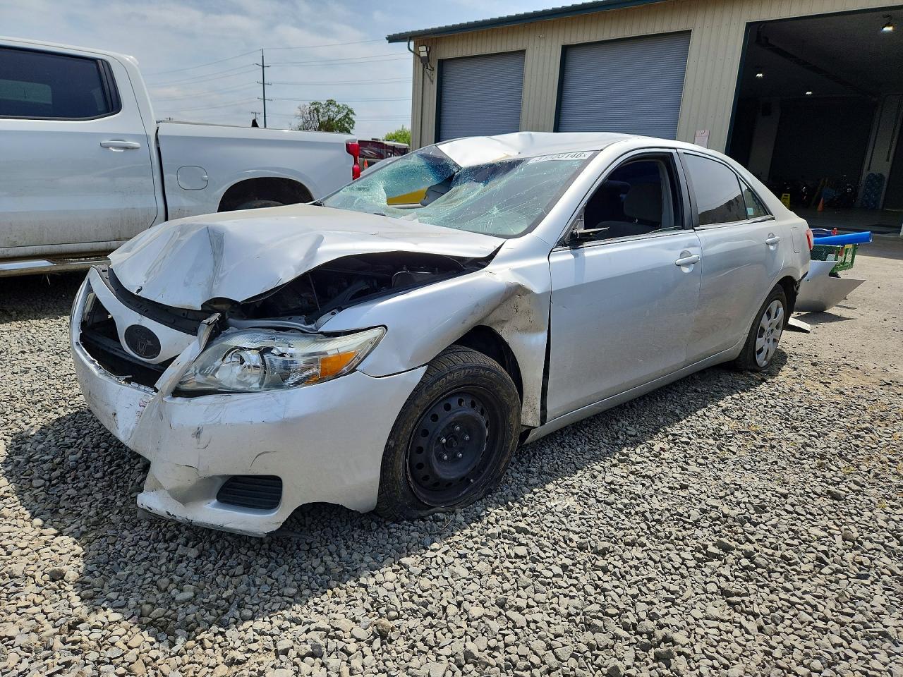 TOYOTA CAMRY 2010 — 2