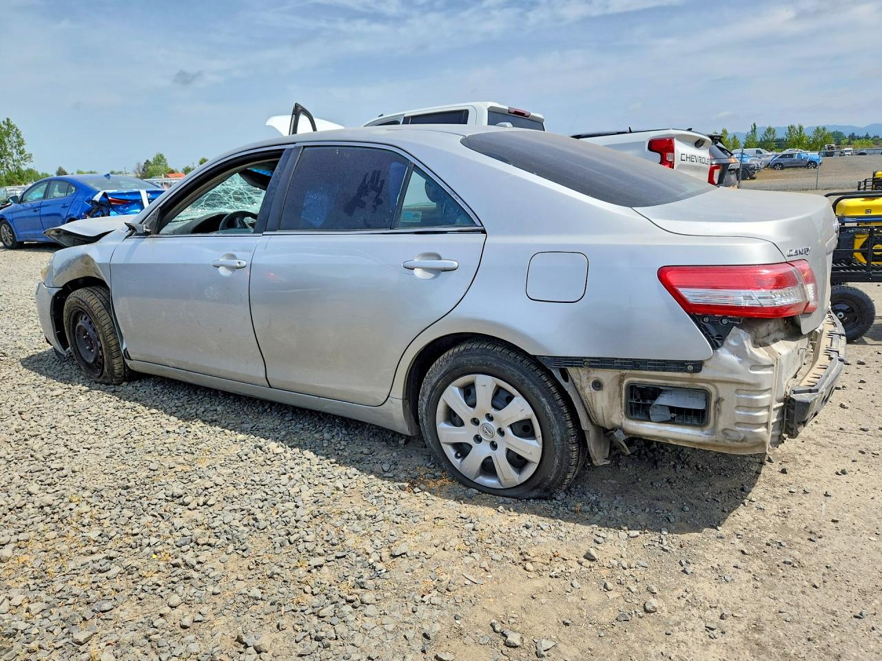 TOYOTA CAMRY 2010 — 3