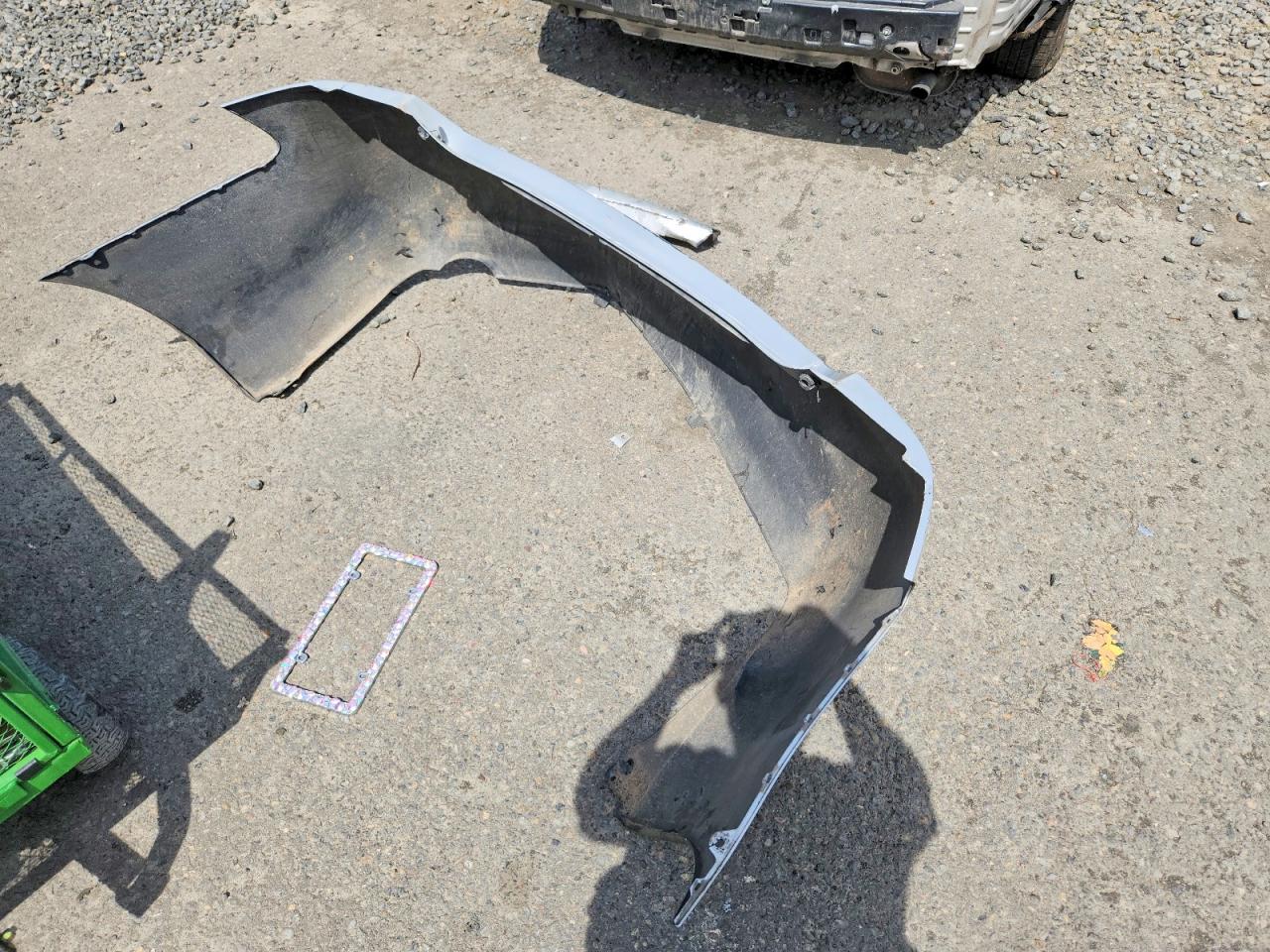 TOYOTA CAMRY 2010 — 13