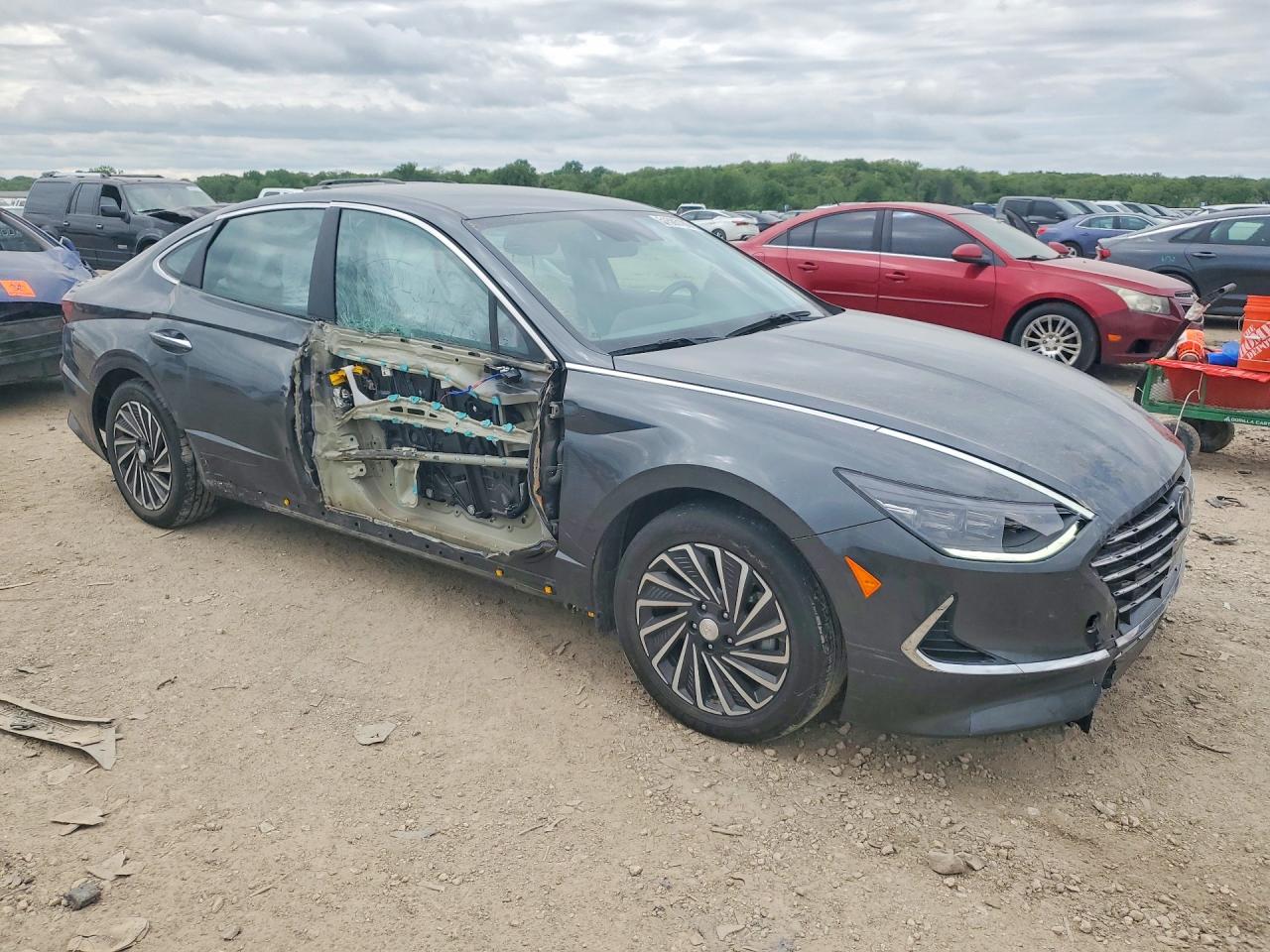 2023 HYUNDAI SONATA HYBRID SEL