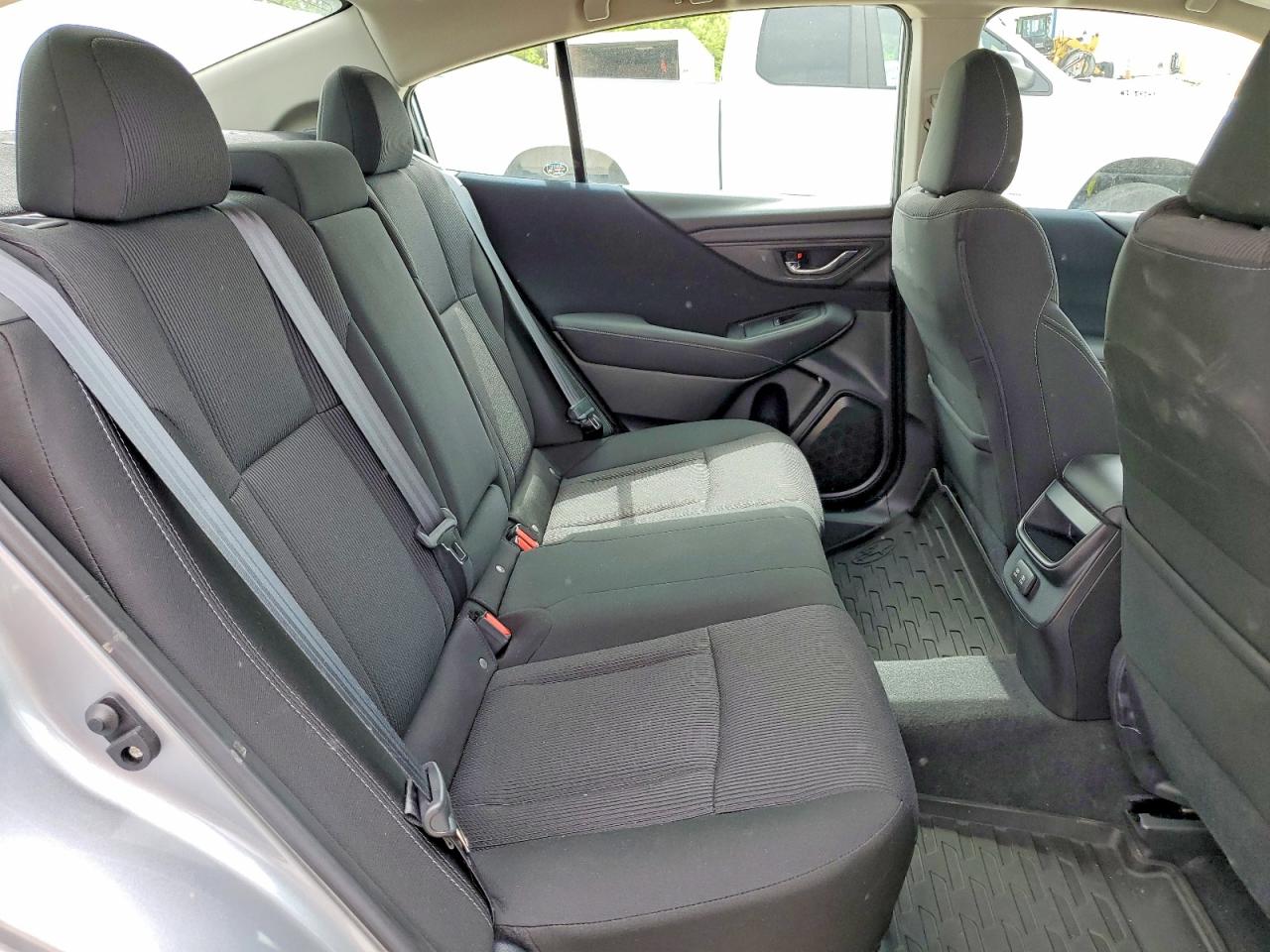 SUBARU LEGACY 2020 — 11