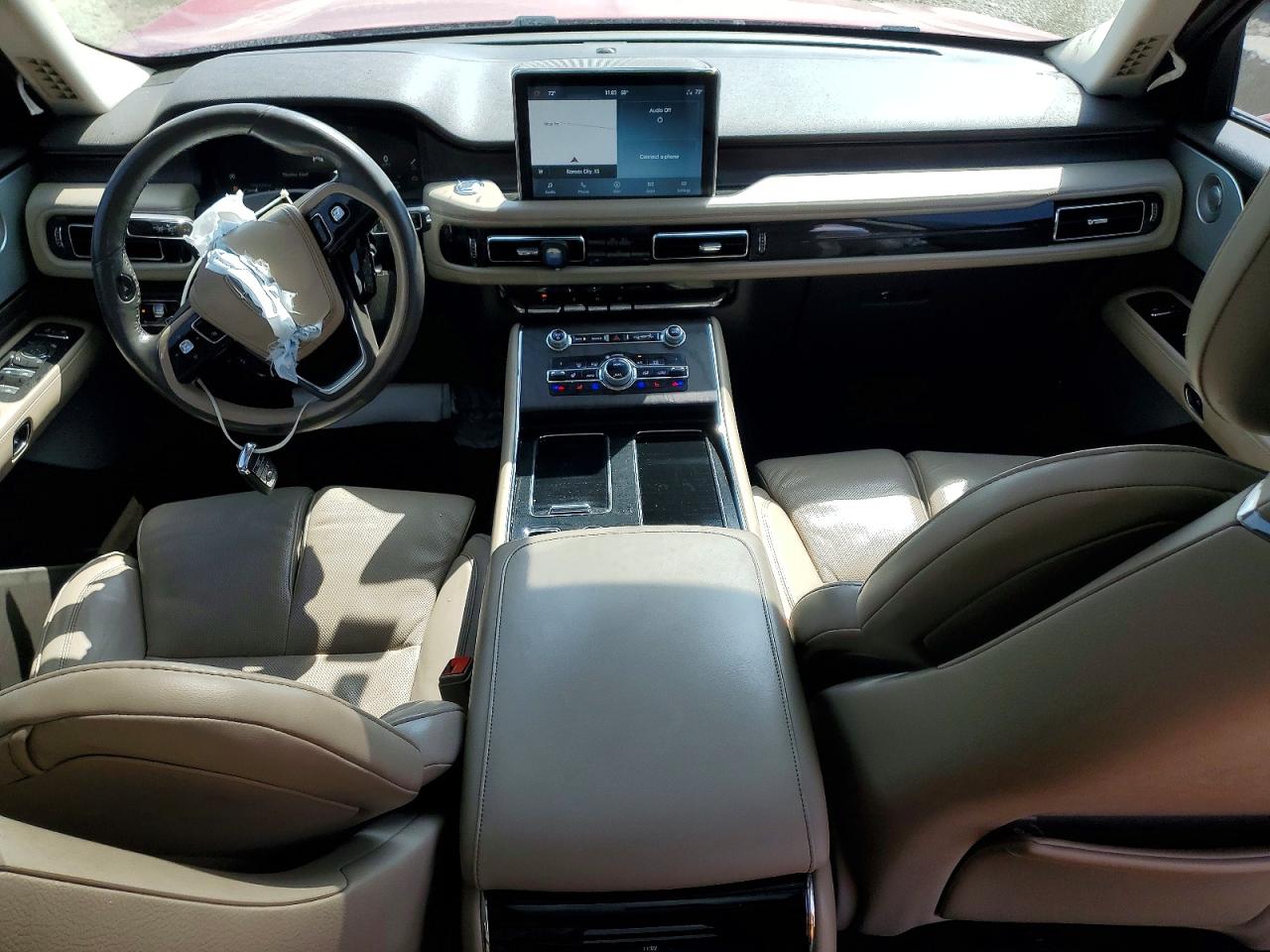 LINCOLN AVIATOR 2020 — 9