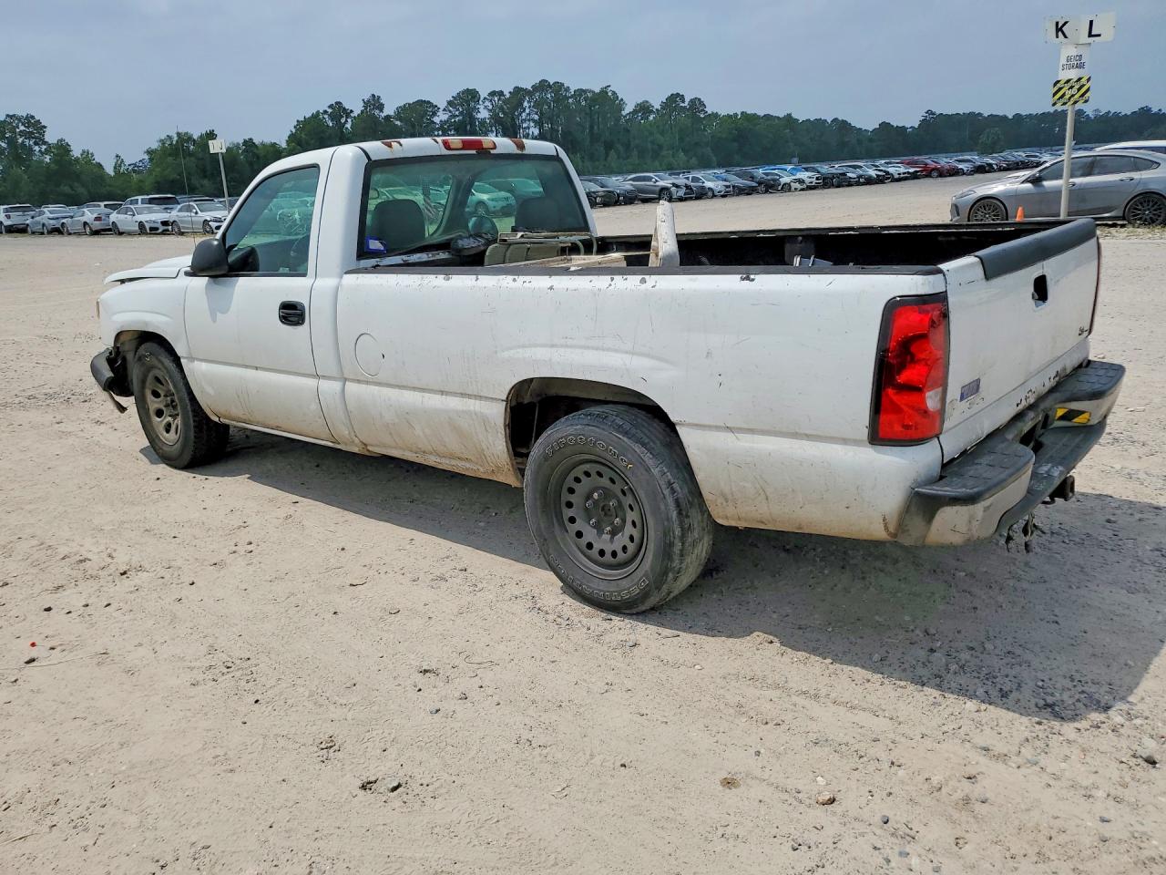 CHEVROLET SILVERADO 2006 — 3