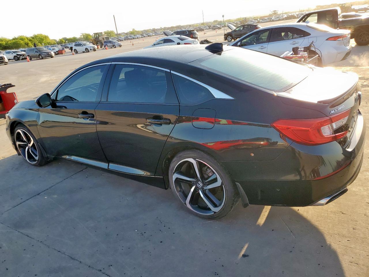 HONDA ACCORD 2019 — 3