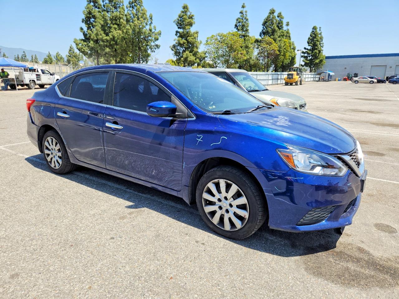 NISSAN SENTRA 2016 — 5