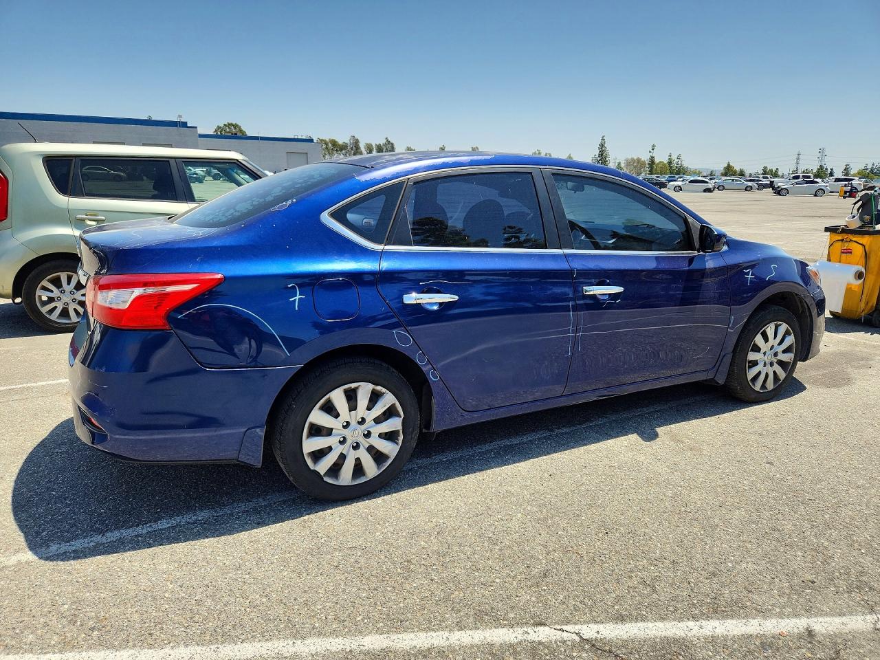 NISSAN SENTRA 2016 — 4