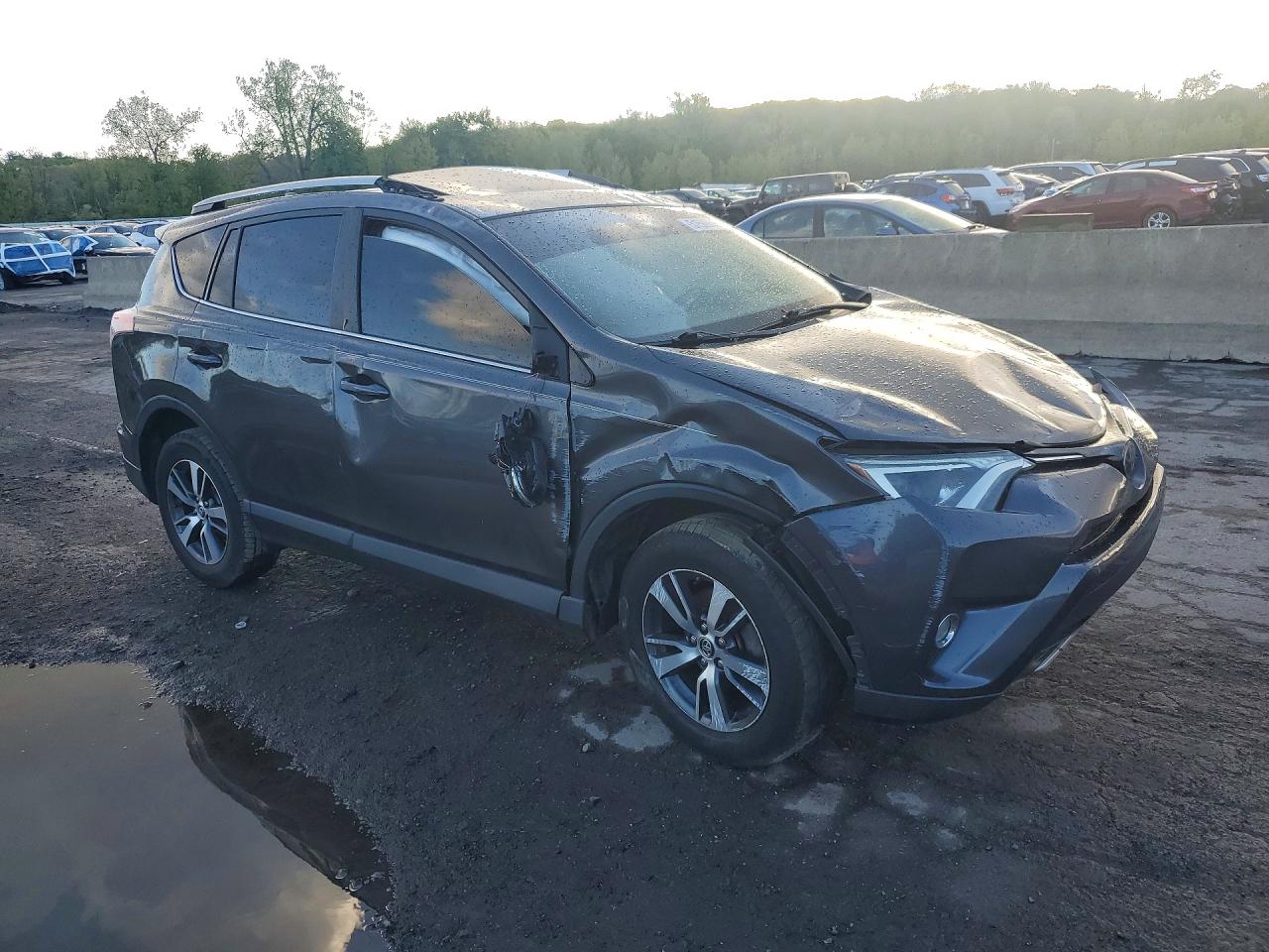TOYOTA RAV4 2018 — 5