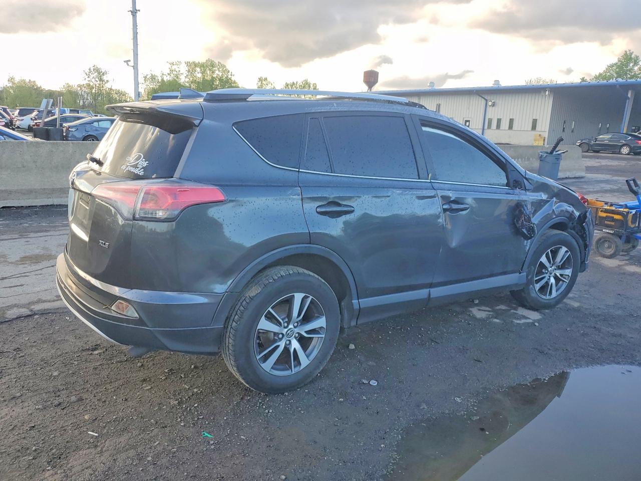 TOYOTA RAV4 2018 — 4