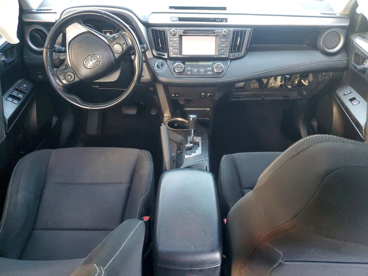 TOYOTA RAV4 2018 — 9