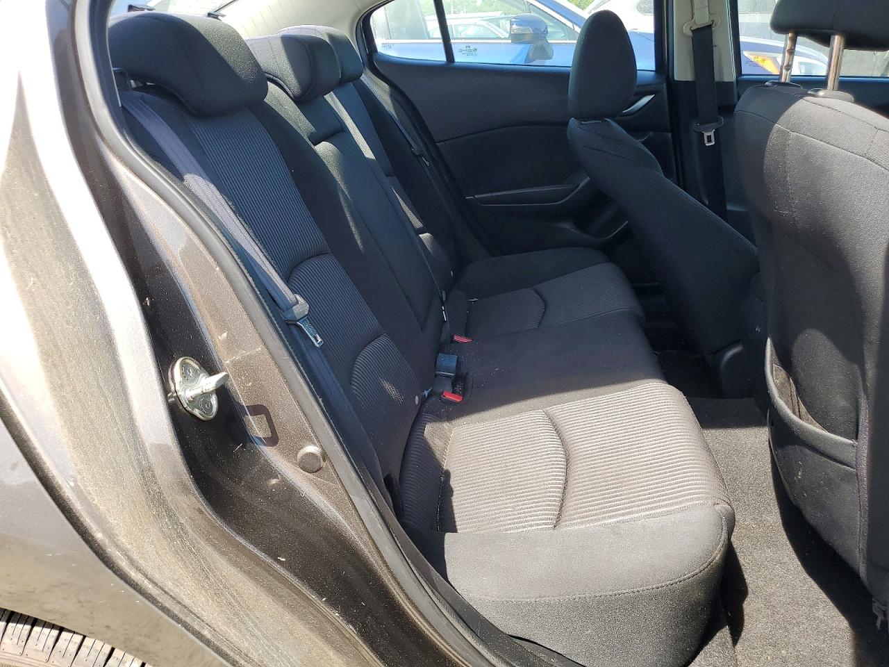 MAZDA 3 2016 — 11