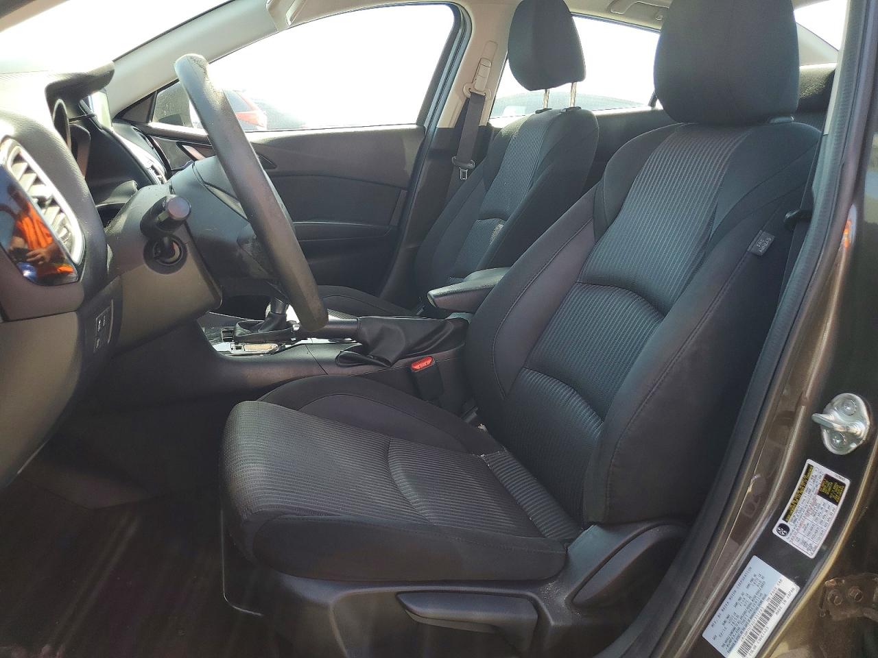 MAZDA 3 2016 — 8