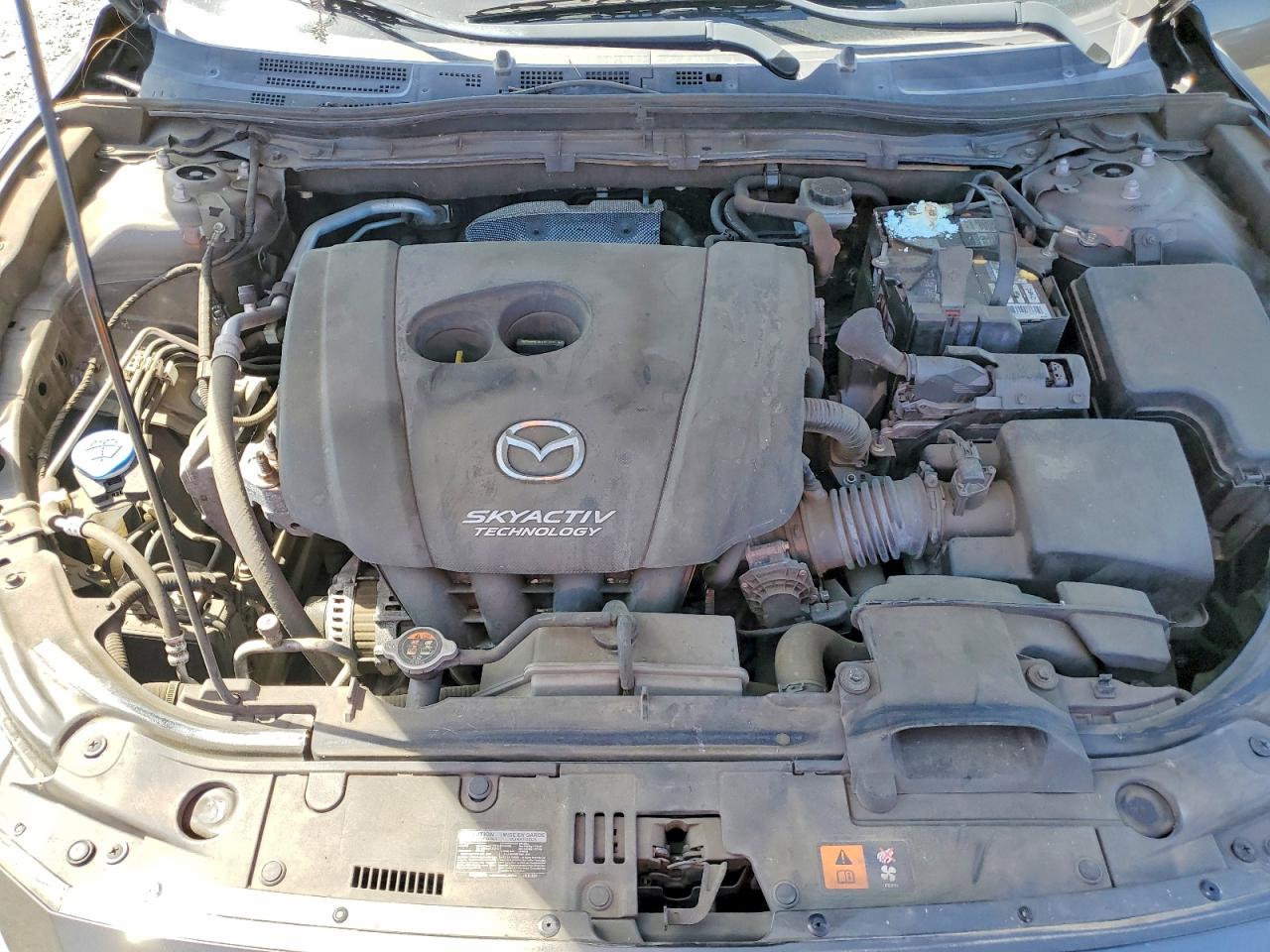 MAZDA 3 2016 — 12