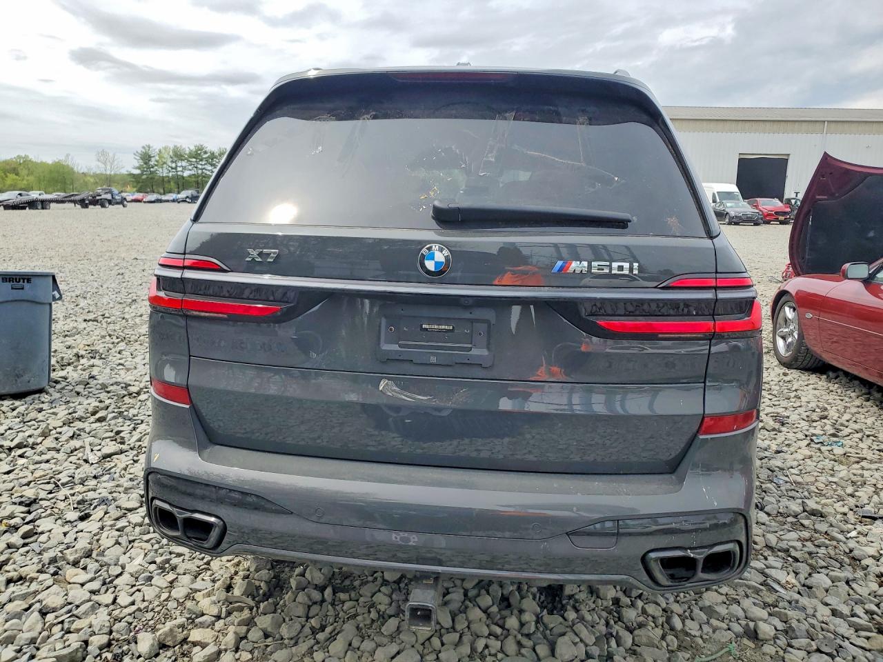 BMW X7 2025 — 7