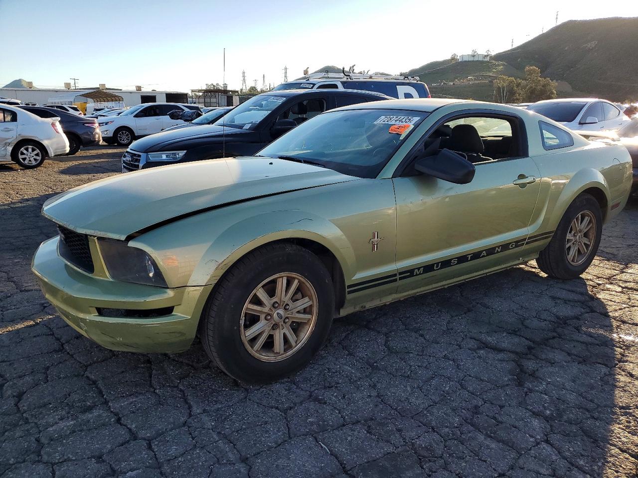 FORD MUSTANG 2006 — 2
