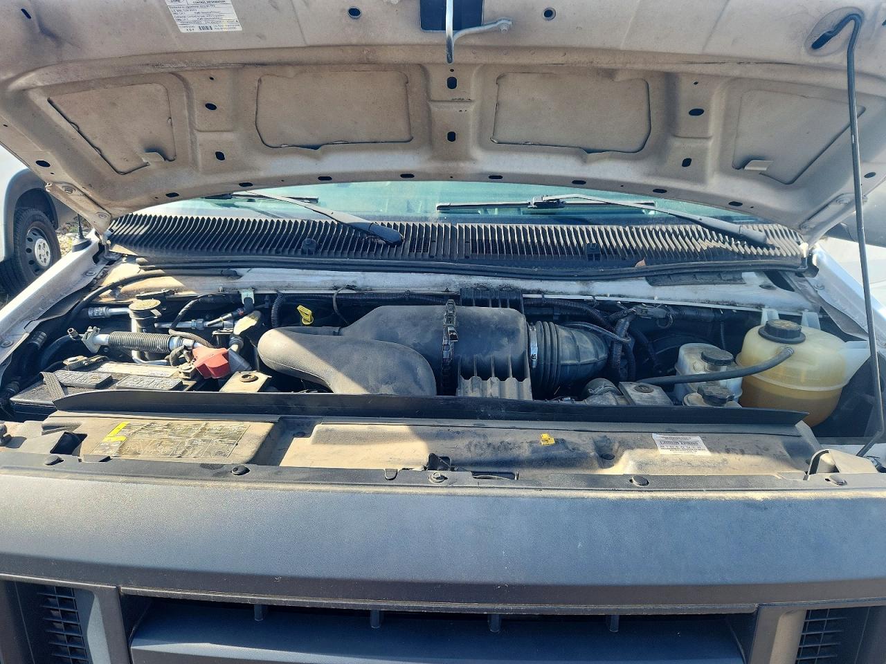 FORD ECONOLINE 2013 — 13