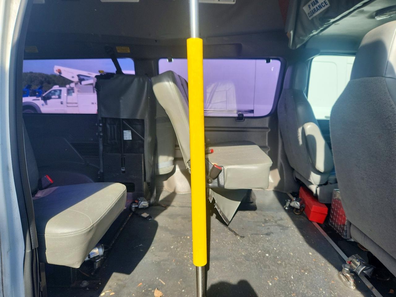 FORD ECONOLINE 2013 — 12