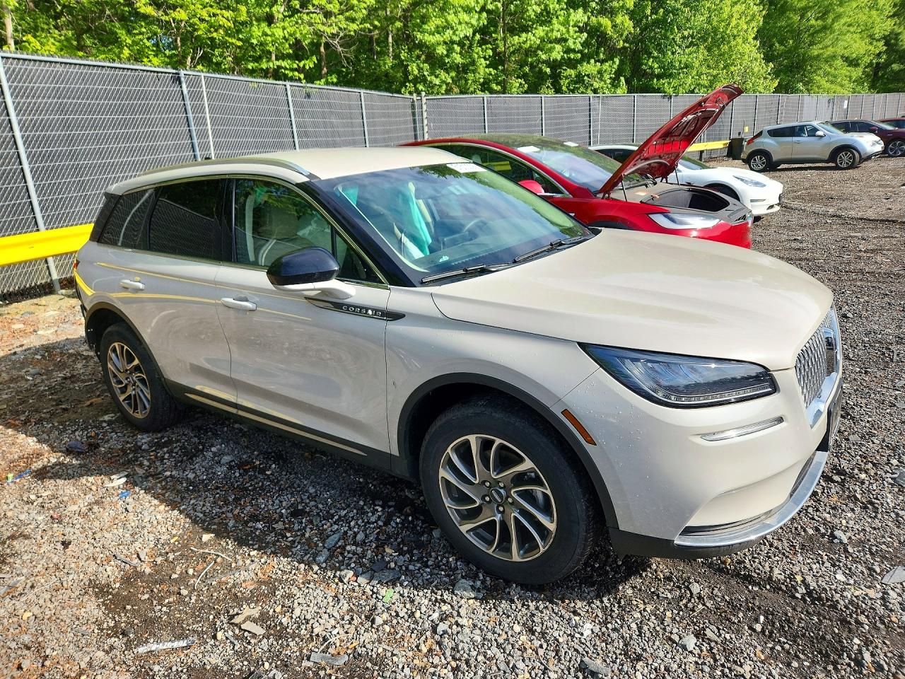 LINCOLN CORSAIR 2022 — 5