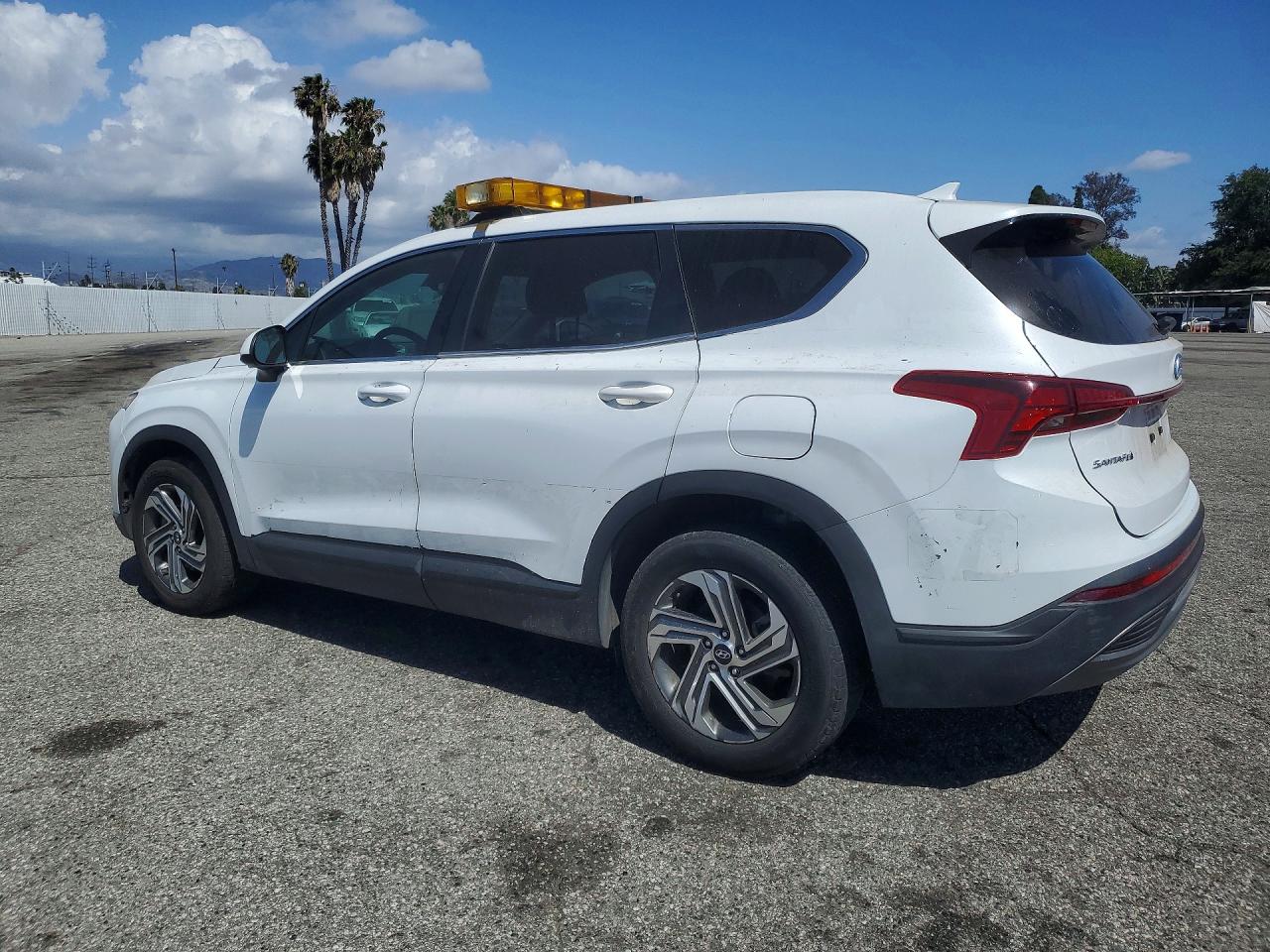 HYUNDAI SANTA FE 2021 — 3