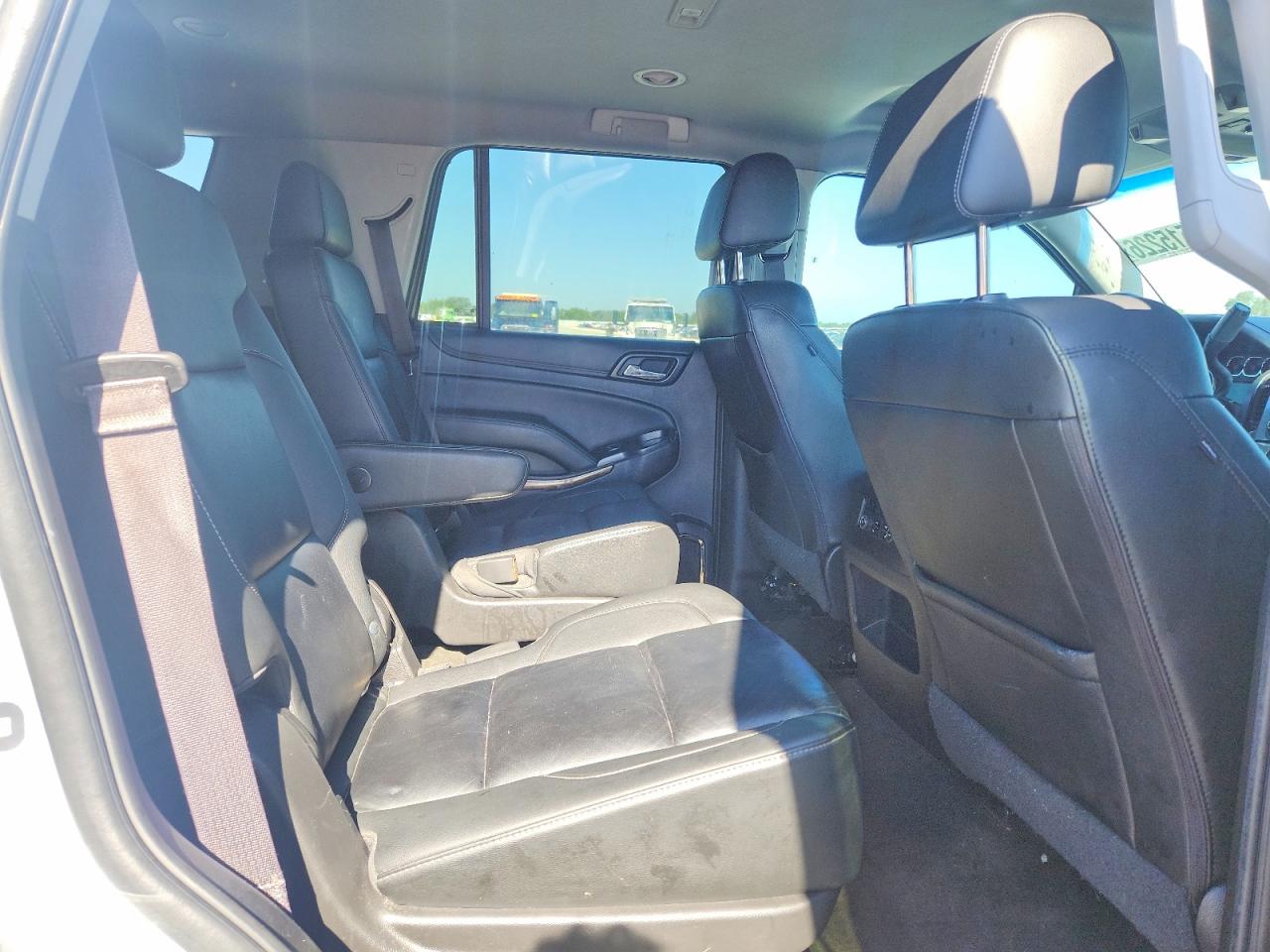 CHEVROLET TAHOE 2016 — 12