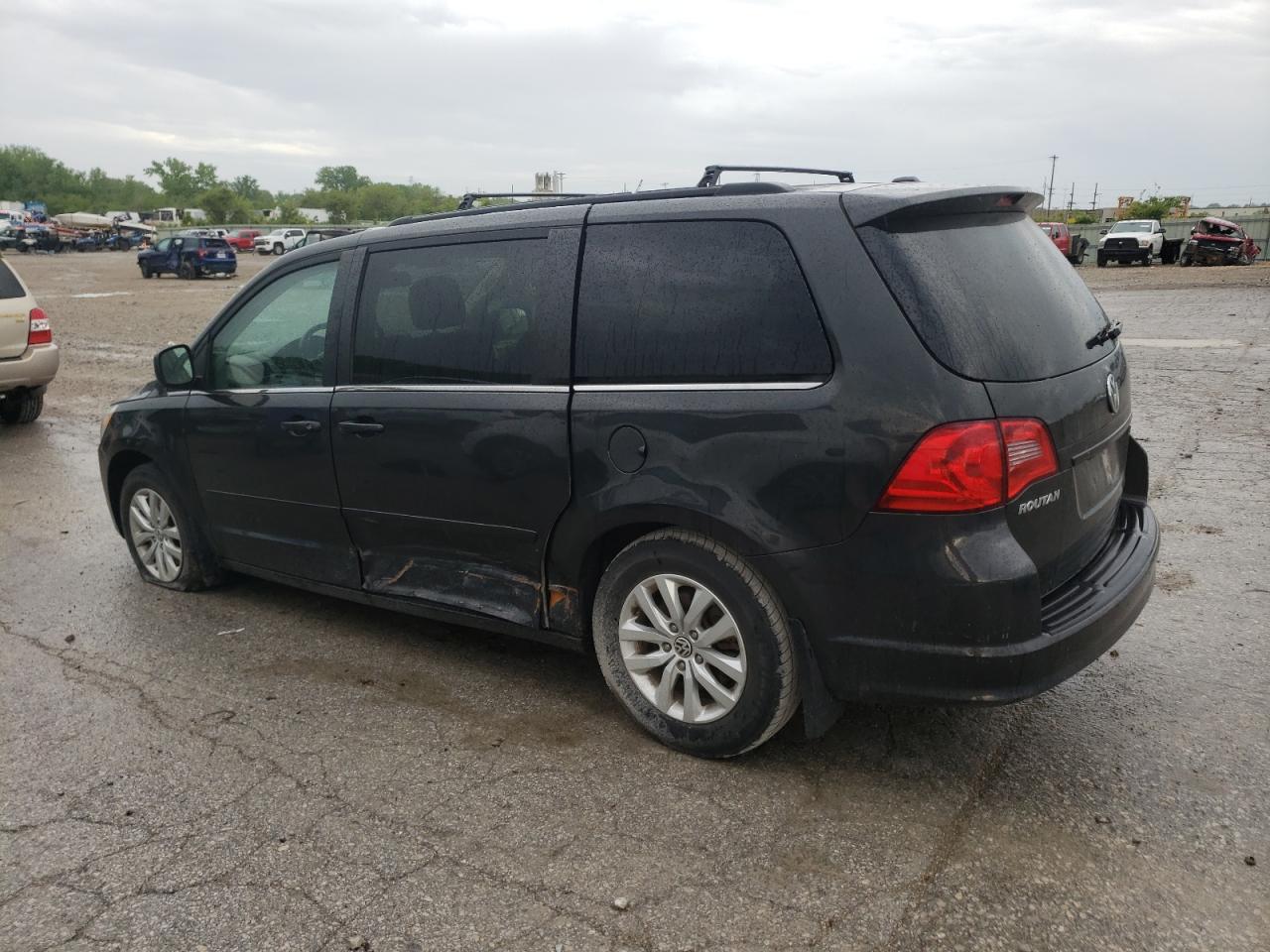 VOLKSWAGEN ROUTAN 2012 — 3