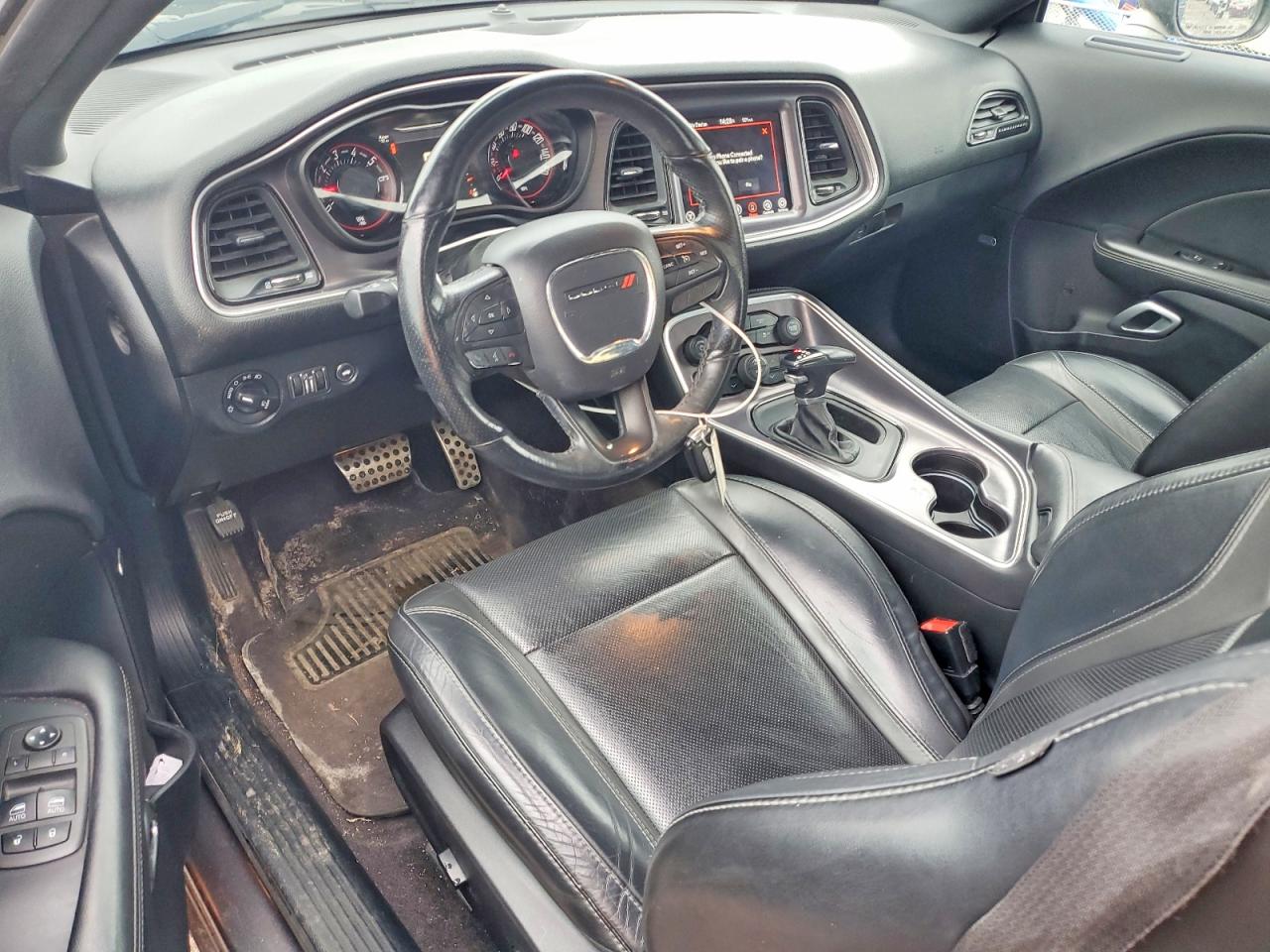 DODGE CHALLENGER 2017 — 9