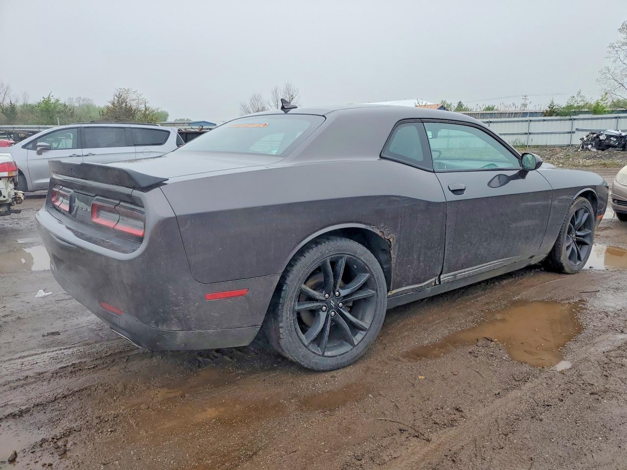 DODGE CHALLENGER 2017 — 4