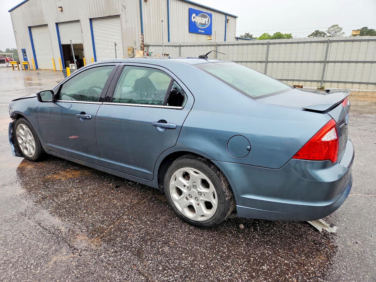 FORD FUSION 2011 — 3