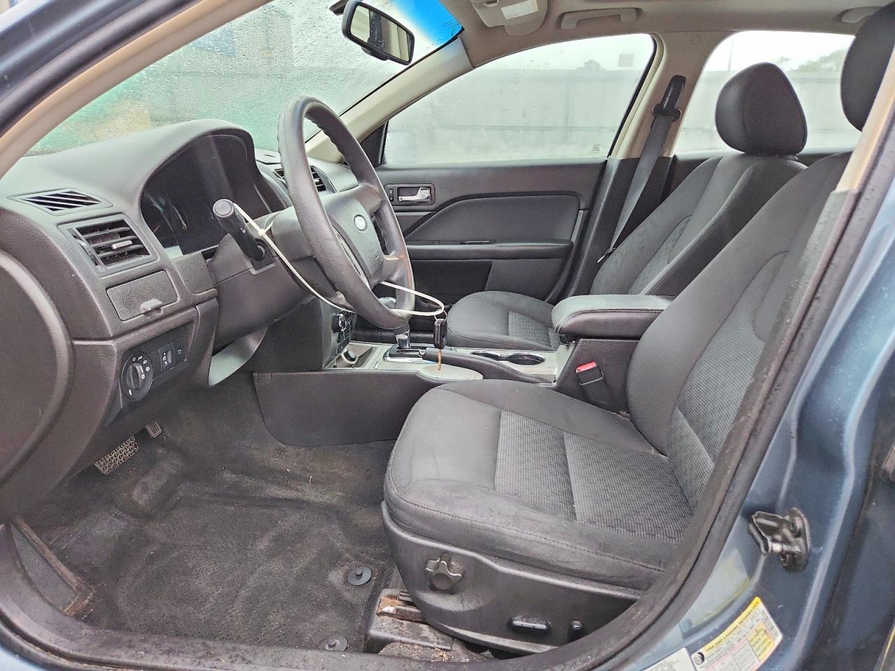 FORD FUSION 2011 — 8