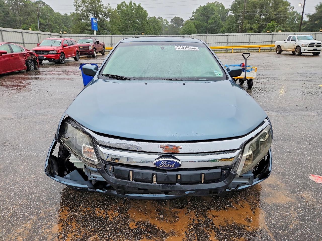 FORD FUSION 2011 — 6