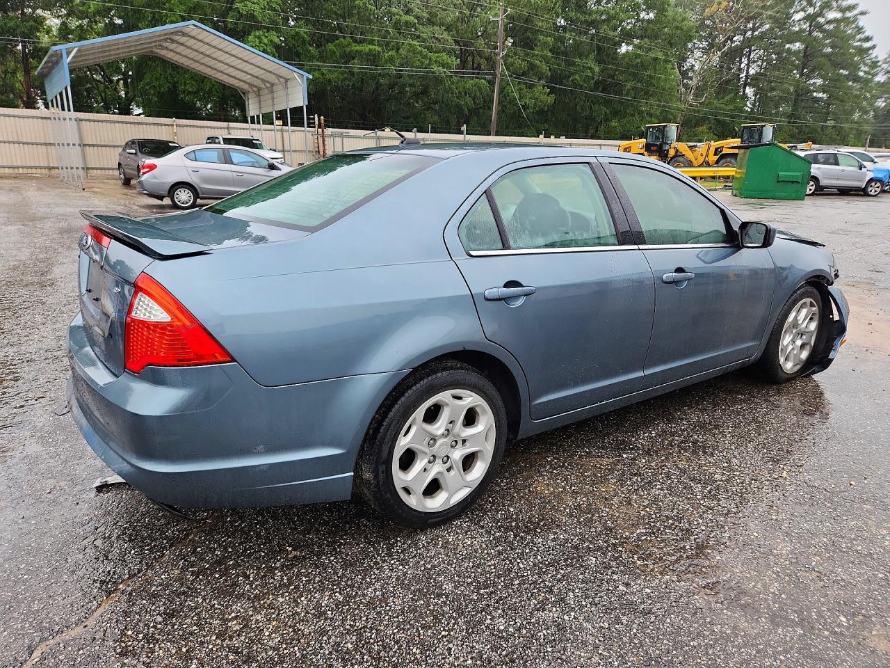 FORD FUSION 2011 — 4