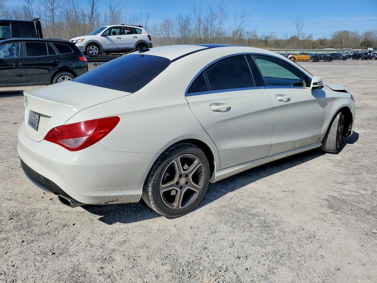 MERCEDES-BENZ CLA 2014 — 4