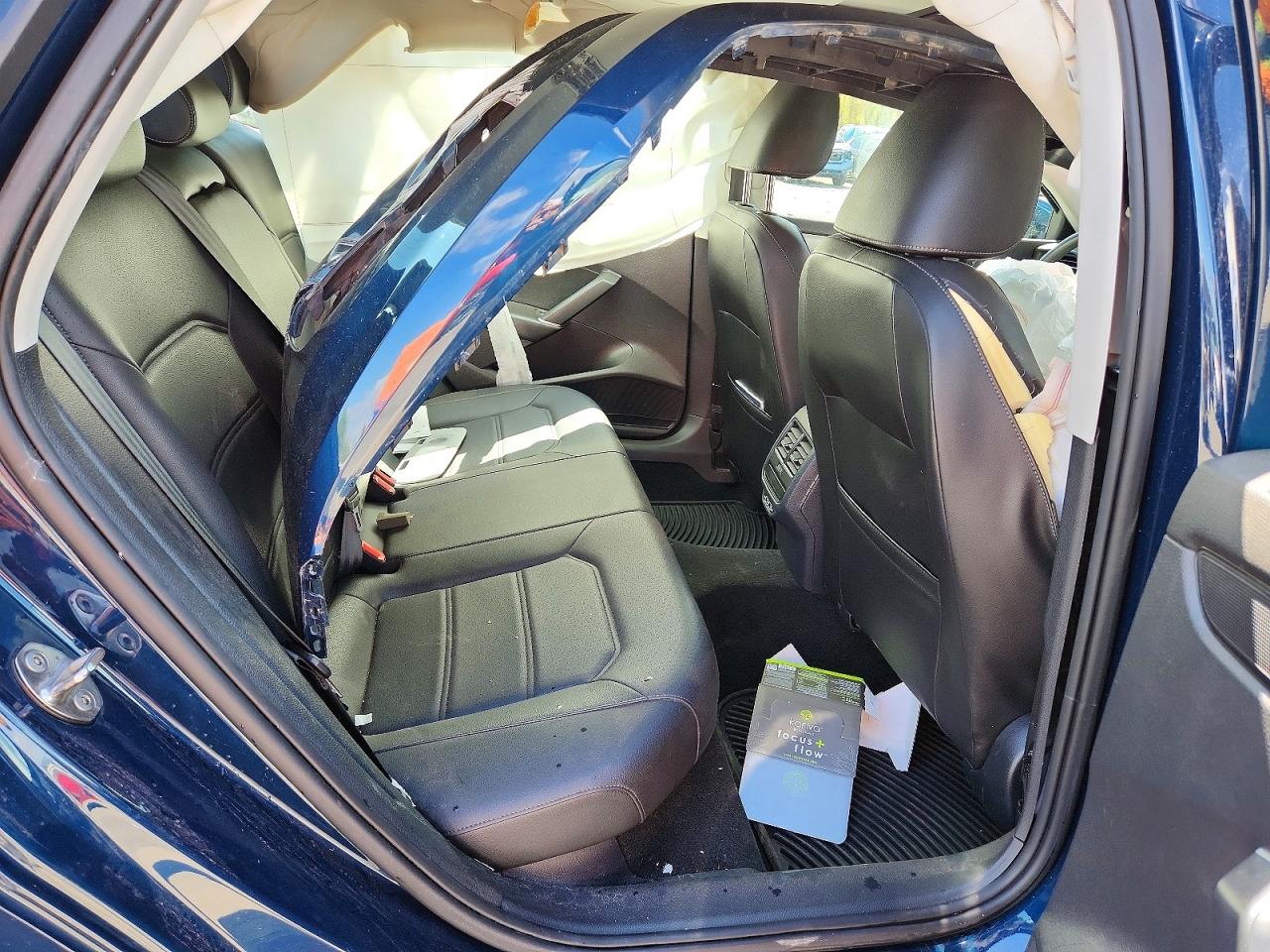 VOLKSWAGEN PASSAT 2021 — 11