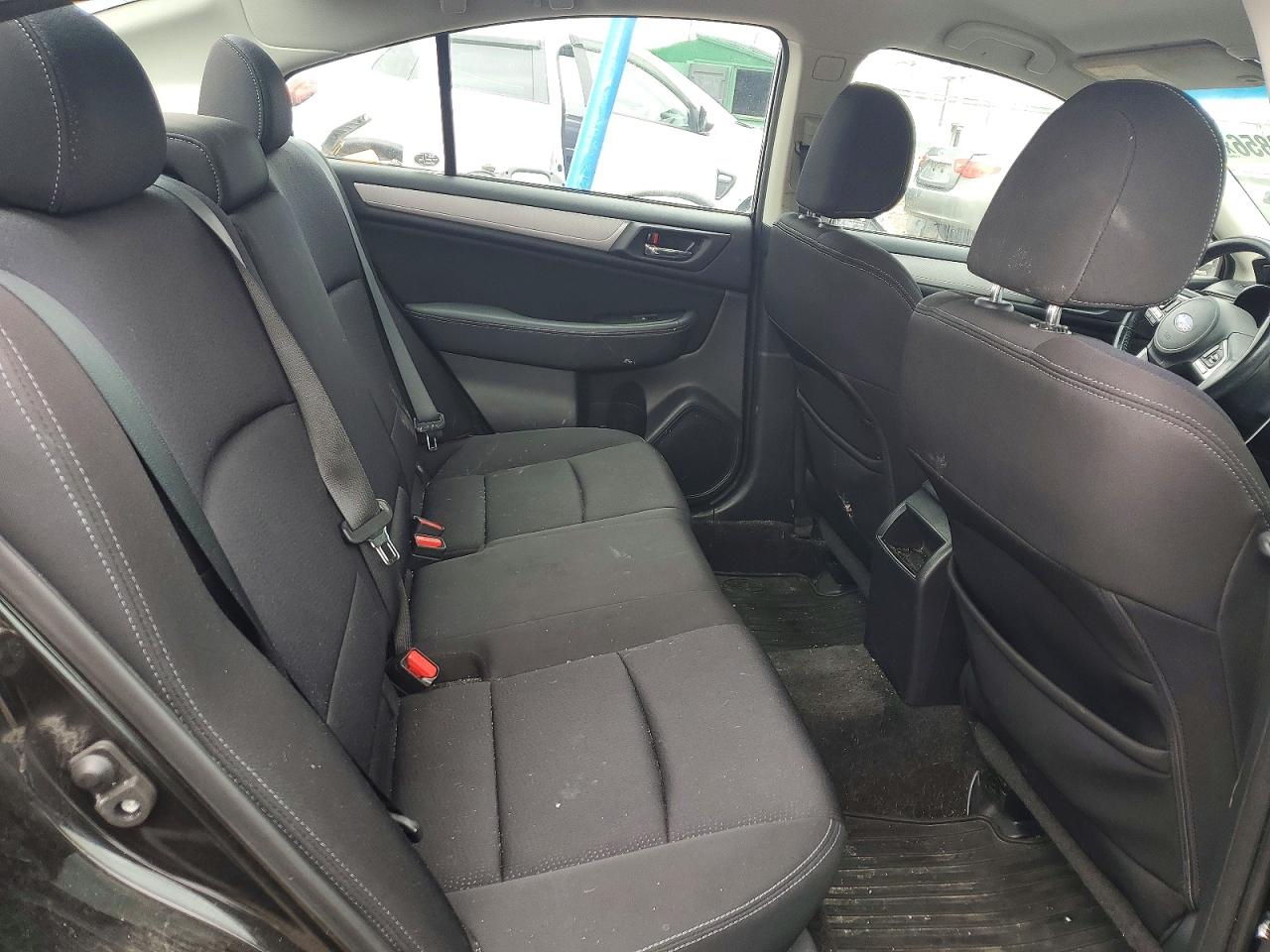 SUBARU LEGACY 2015 — 11