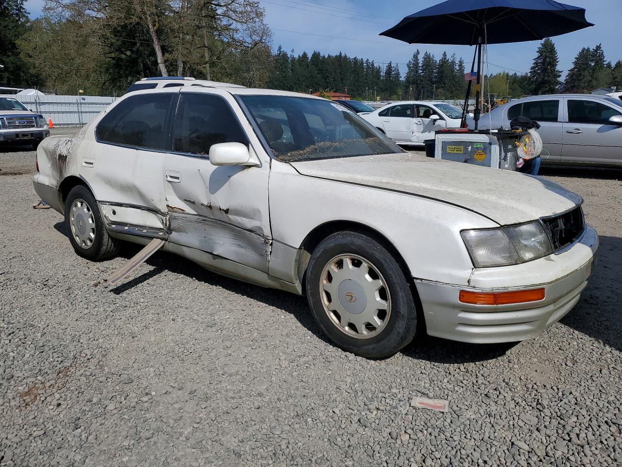 LEXUS LS 1996 — 5