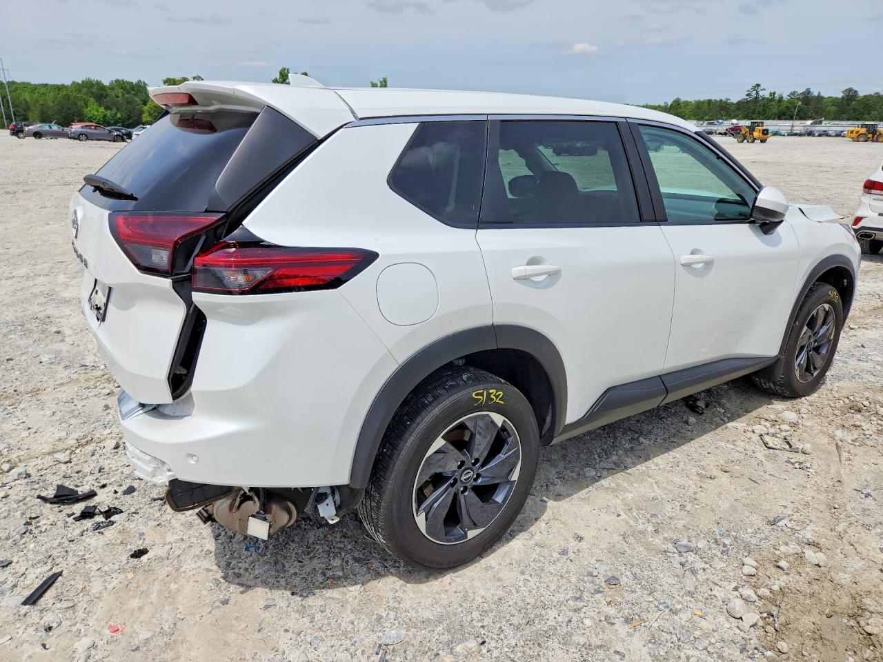 NISSAN ROGUE 2025 — 4