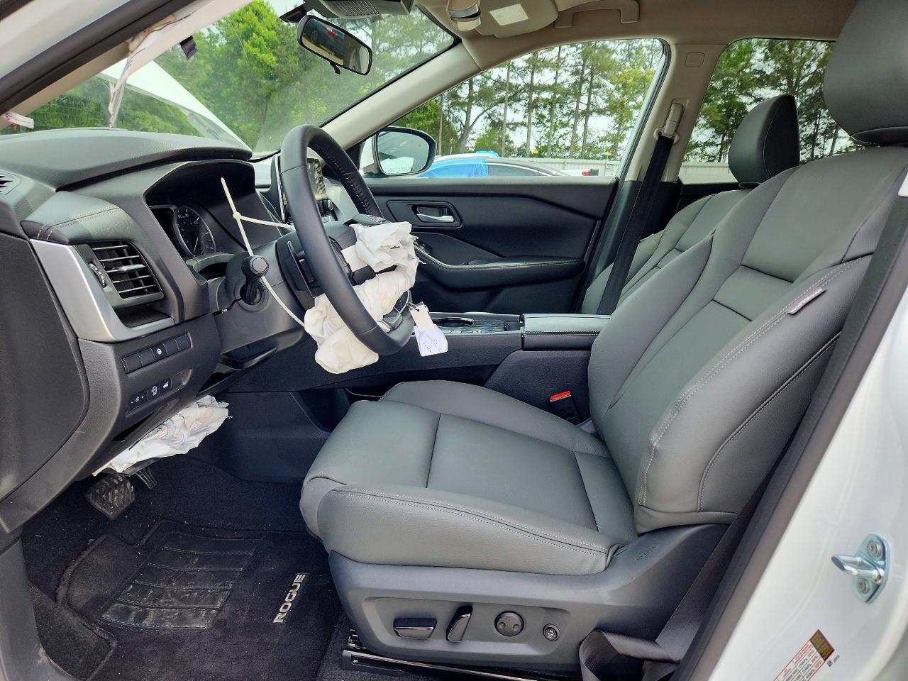 NISSAN ROGUE 2025 — 8