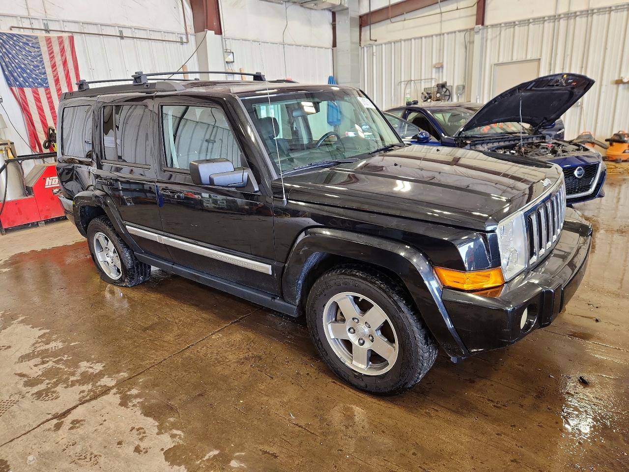 2010 JEEP COMMANDER SPORT