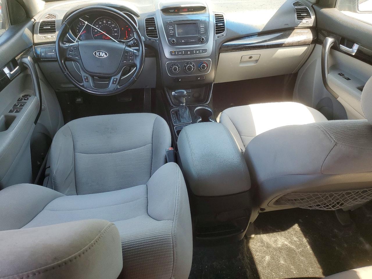 KIA SORENTO 2014 — 9