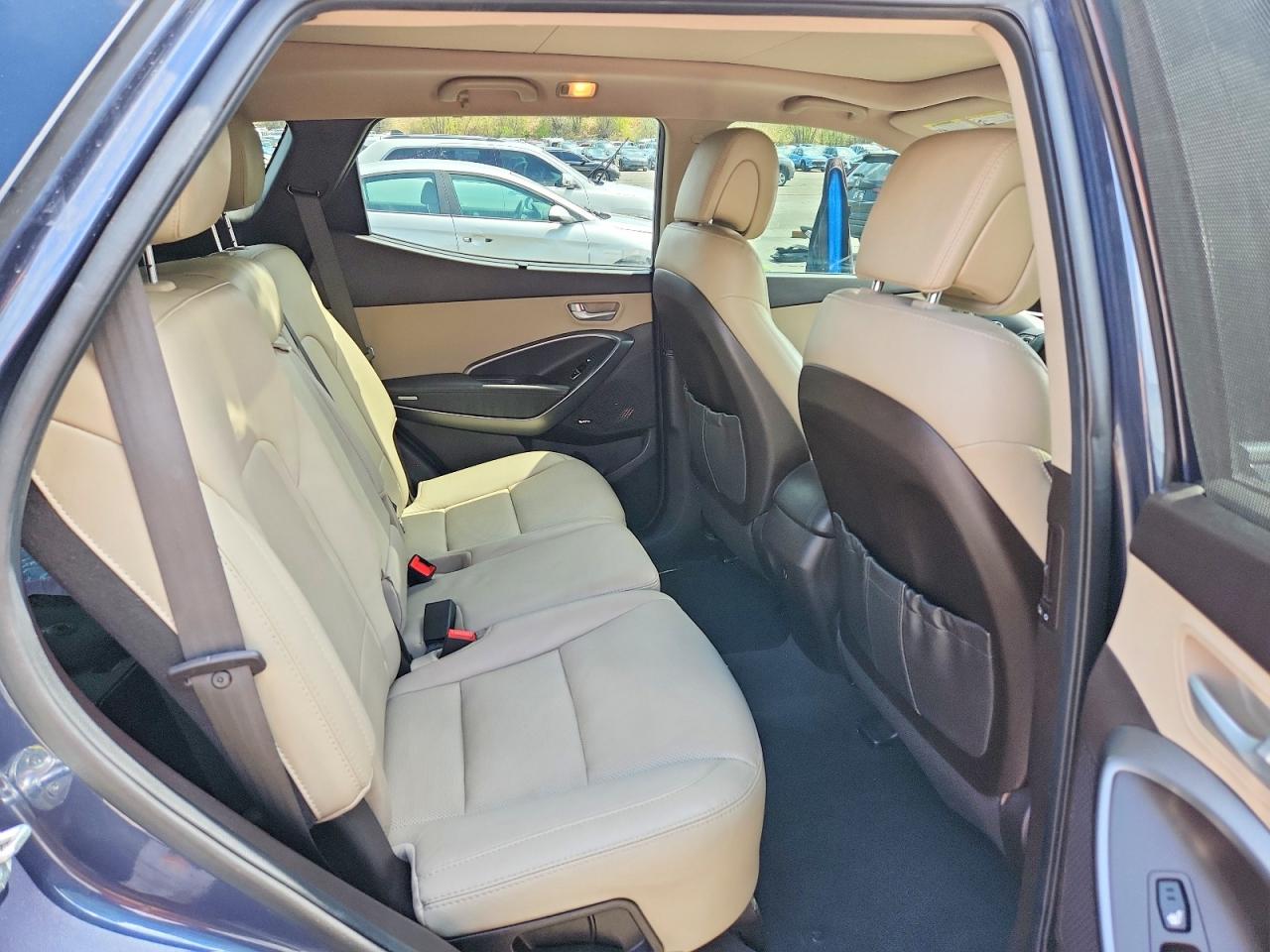 HYUNDAI SANTA FE SPORT 2017 — 12