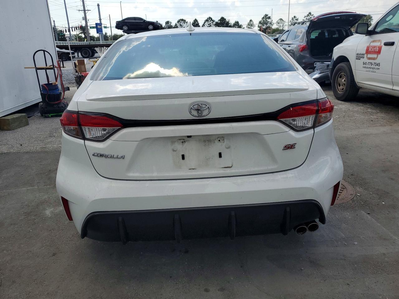 TOYOTA COROLLA 2023 — 7