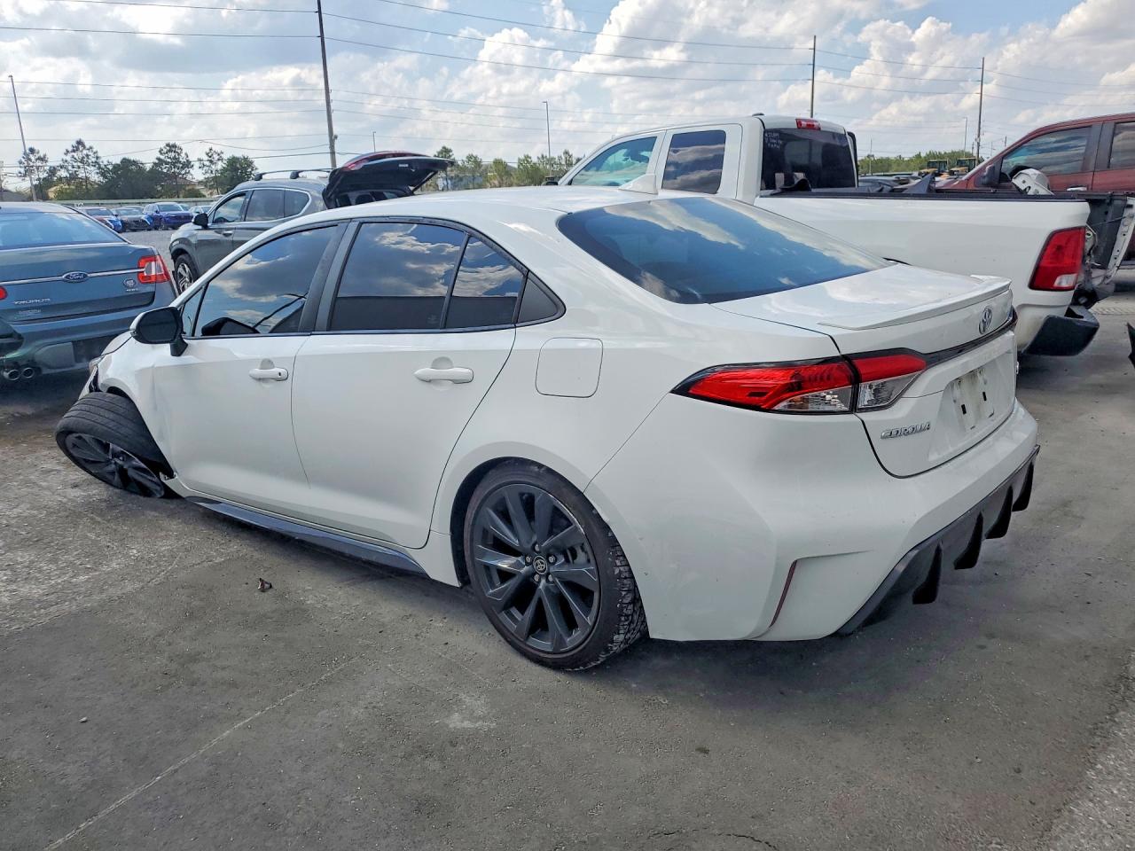 TOYOTA COROLLA 2023 — 3