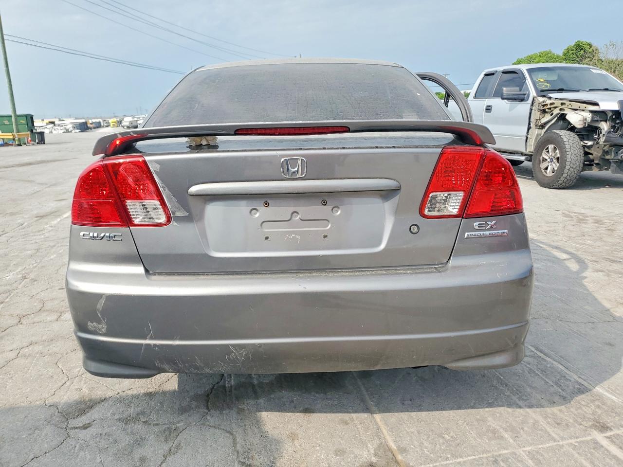 HONDA CIVIC 2005 — 7