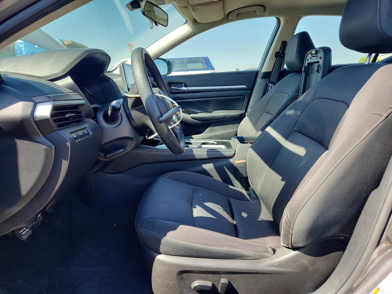 NISSAN ALTIMA 2023 — 8