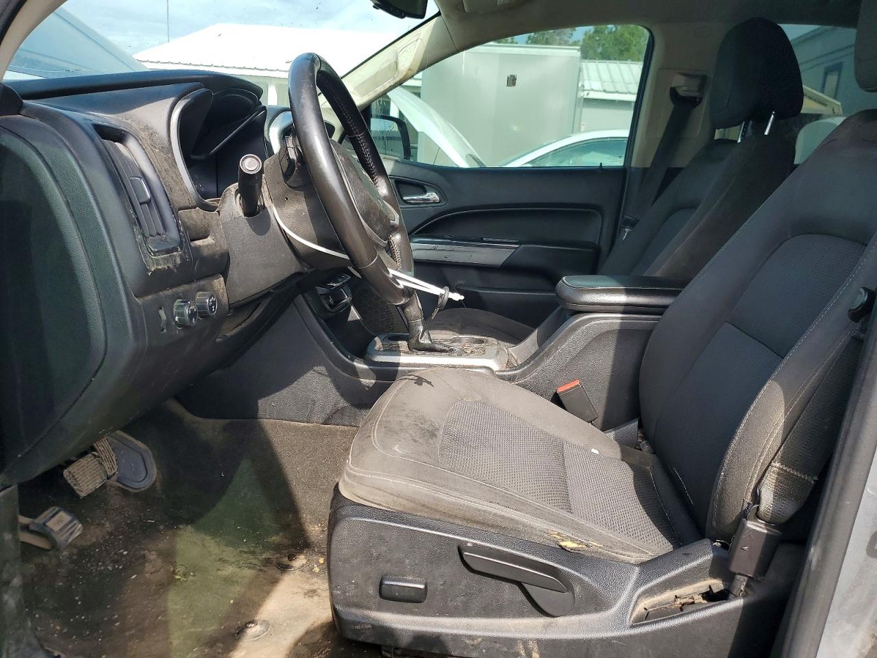 CHEVROLET COLORADO 2018 — 8