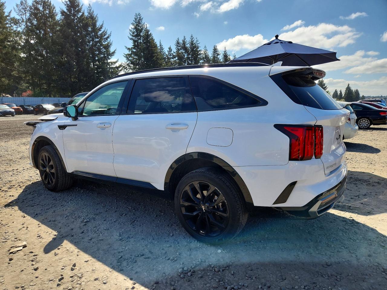 KIA SORENTO 2023 — 3
