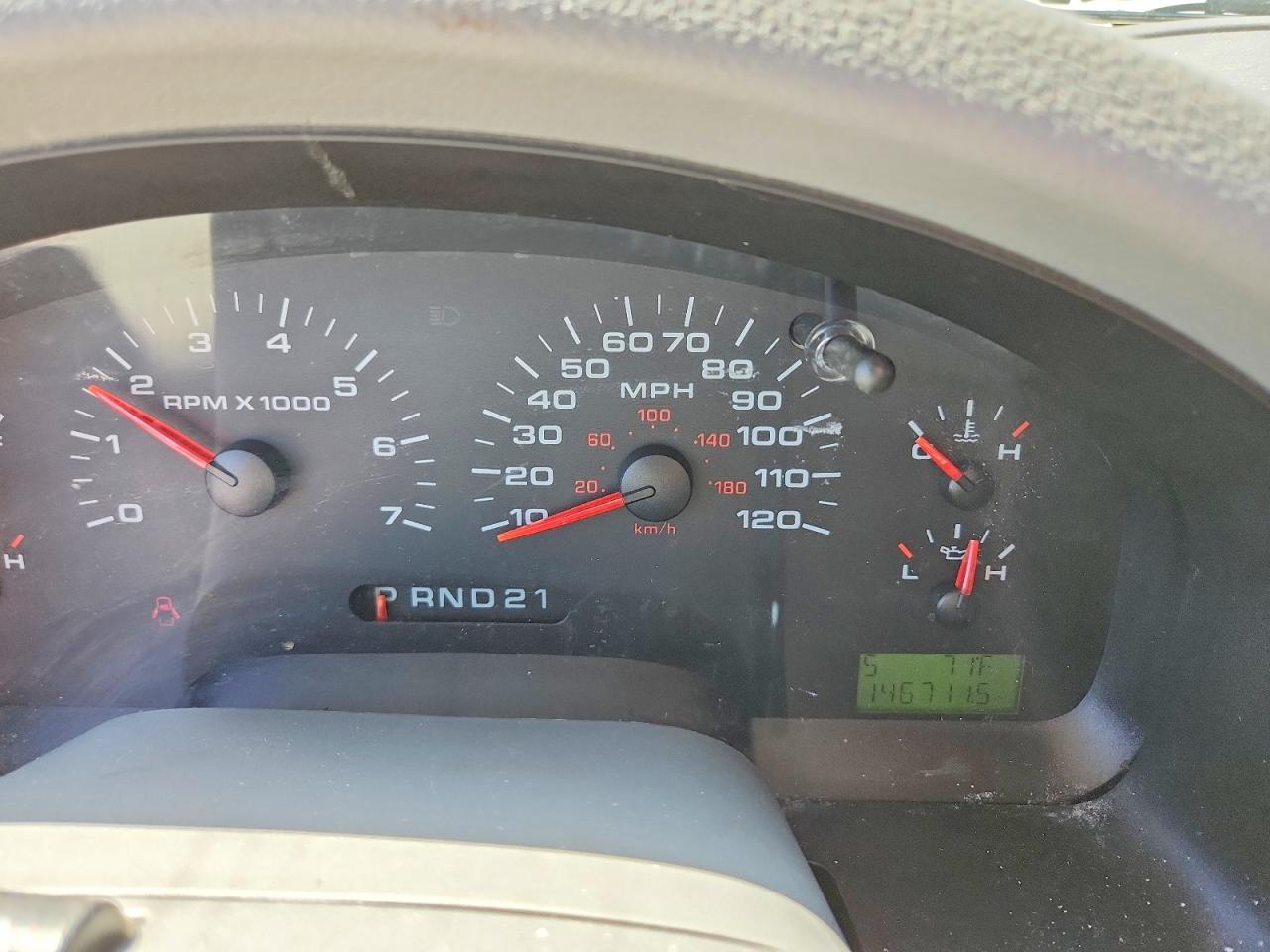FORD F-150 2004 — 10