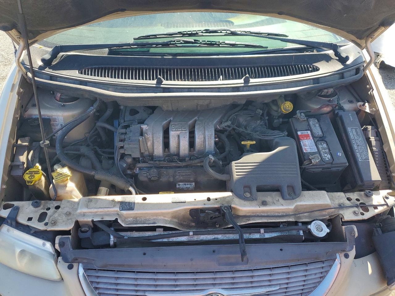 CHRYSLER TOWN & COUNTRY 1999 — 13