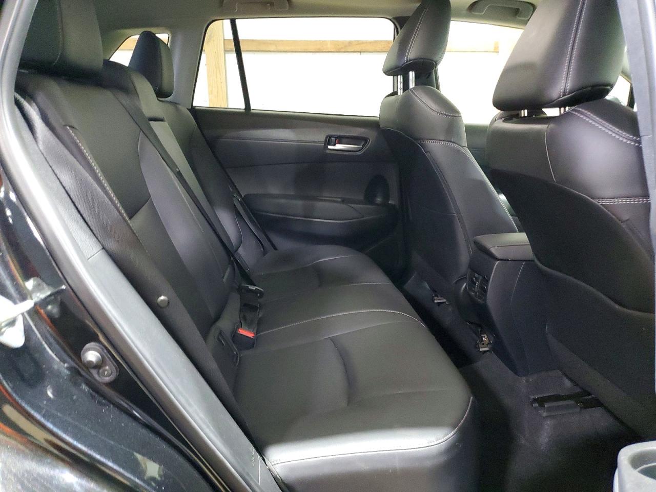 TOYOTA COROLLA CROSS 2022 — 12