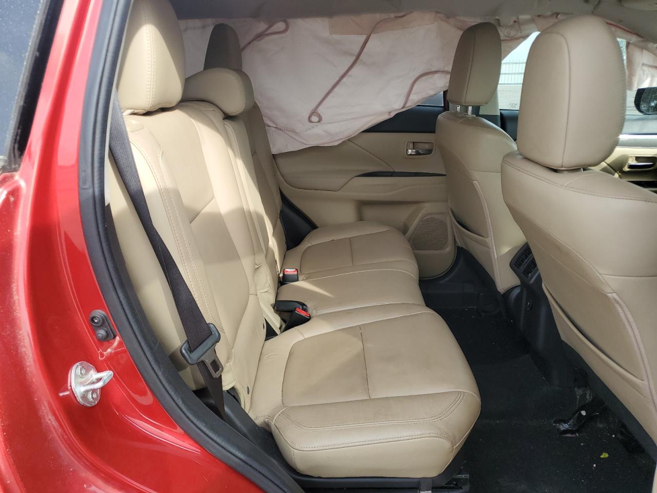 MITSUBISHI OUTLANDER 2019 — 12