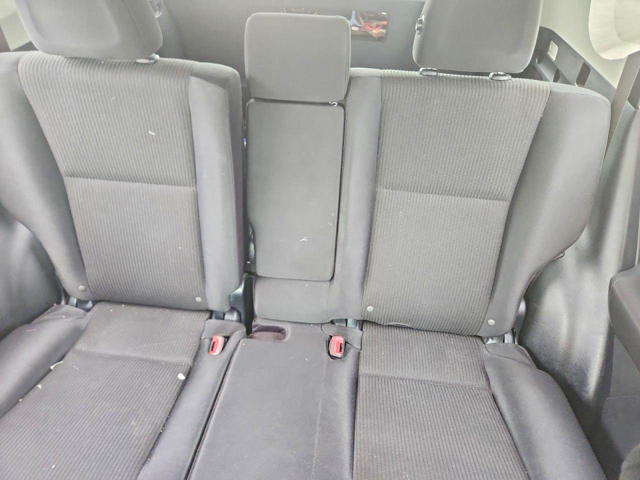 TOYOTA RAV 4 2015 — 11